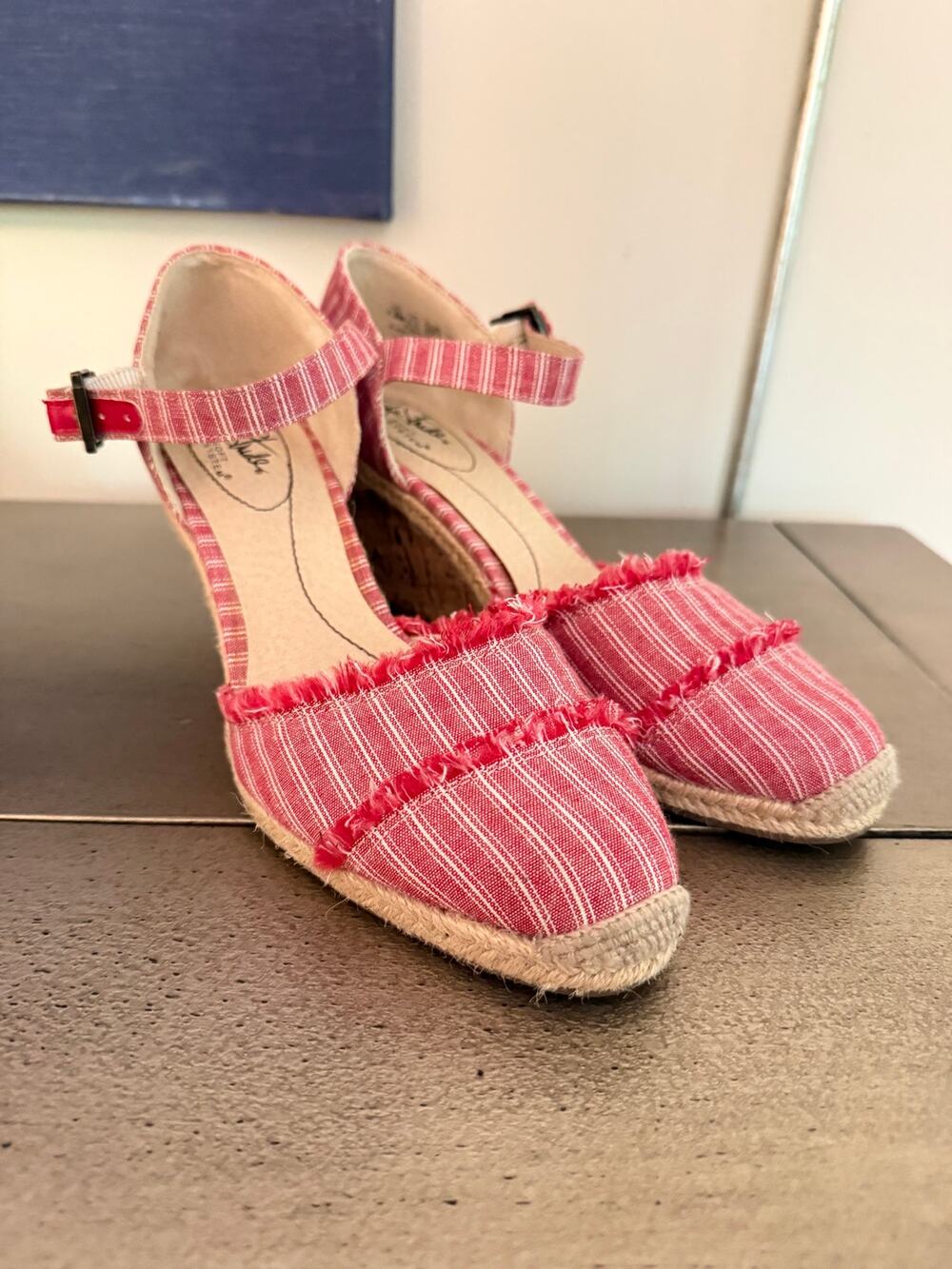 LifeStride Size 7.5 Red White Striped Espadrille Wedge Sandal Ankle Strap Ruffle